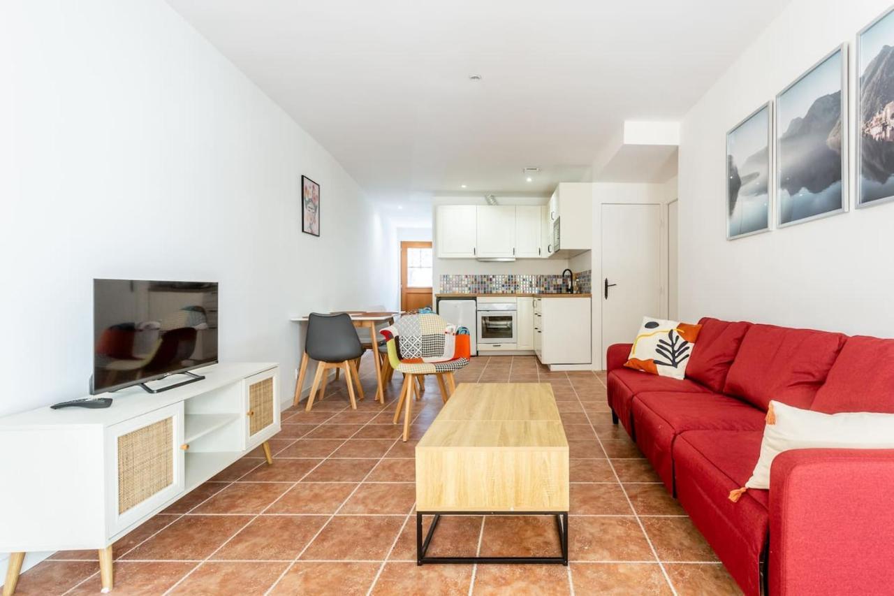 Joli Appartement Avec Jardin / Vieux-Lormont Exterior foto